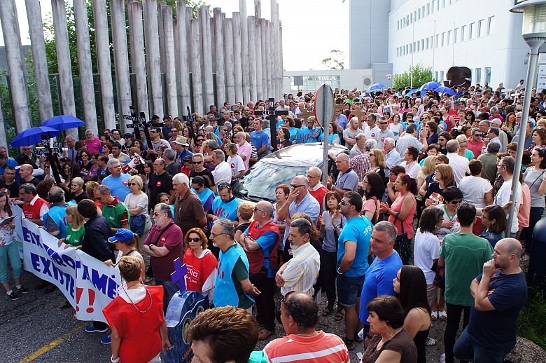 2016 06 22 ManifaContraDesmantelamentoMeixoeiro03.JPG